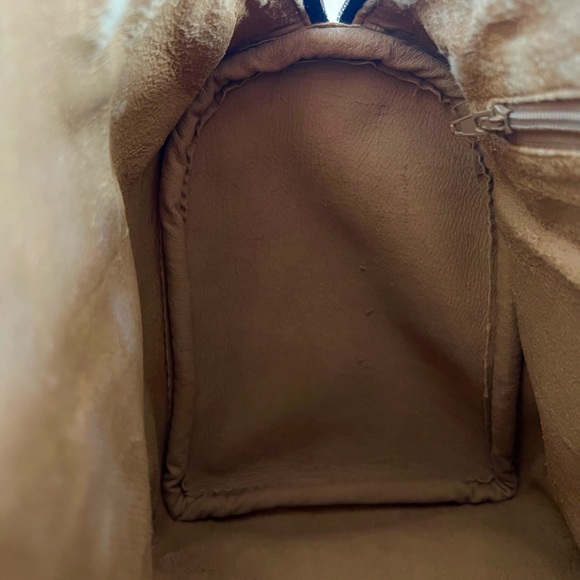 EUC Gucci Boston bag! - Picture 8 of 9